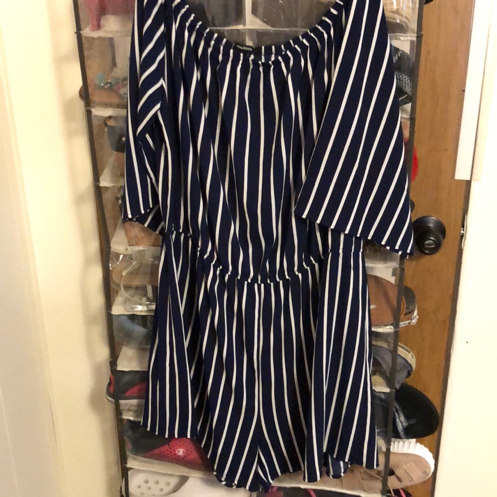 Comfy strapless long sleeve romper